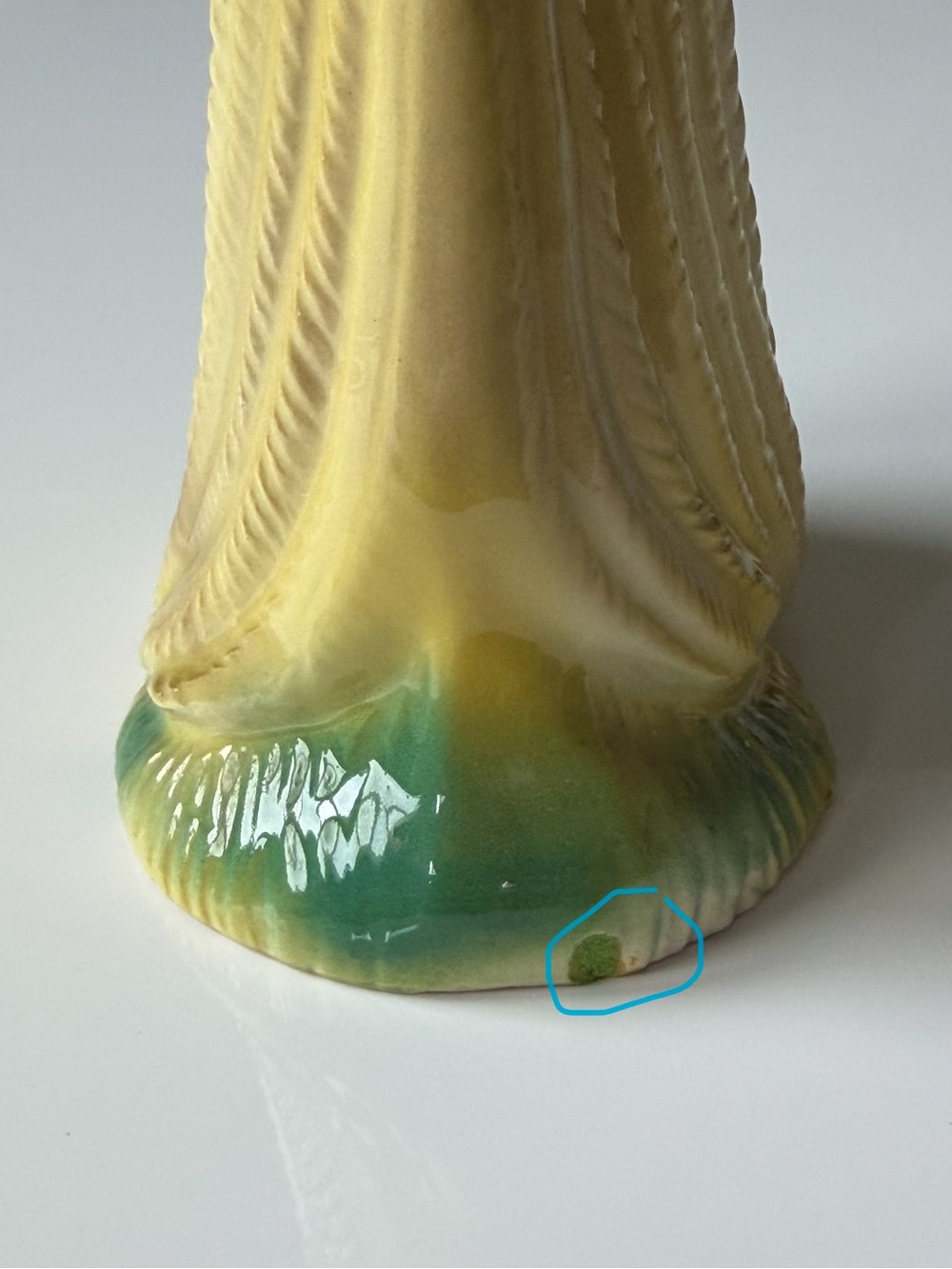 Vintage Ceramic Peacock Figurine Yellow Glossy Mid-Century Decor Bird Statue - Picture 11 of 11